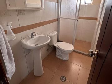 VENTA HERMOSA Y AMPLIA CASA DE CAMPO EN IBARRA, SECTOR SAN CRISTOBAL