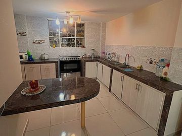 VENTA HERMOSA Y AMPLIA CASA DE CAMPO EN IBARRA, SECTOR SAN CRISTOBAL