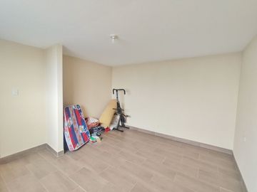 VENTA HERMOSA Y AMPLIA CASA DE CAMPO EN IBARRA, SECTOR SAN CRISTOBAL
