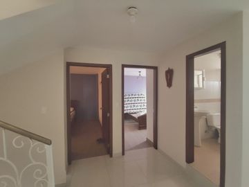 VENTA HERMOSA Y AMPLIA CASA DE CAMPO EN IBARRA, SECTOR SAN CRISTOBAL