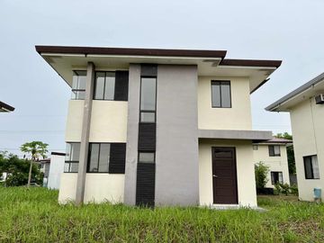 Nuvalli Ready for Occupancy 3 Bedrooms House for Sale in Avida Woodhill Settings