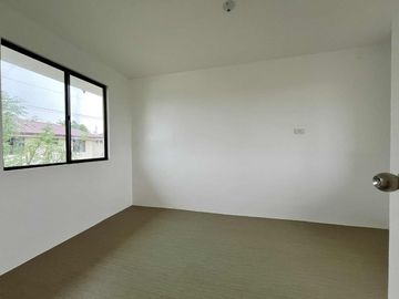 Nuvalli Ready for Occupancy 3 Bedrooms House for Sale in Avida Woodhill Settings