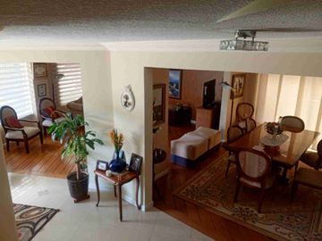VENDO CASA DENTRO URBANIZACION EL CONDADO