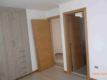 VENDO DPTO DENTRO URBANIZACION EL CONDADO
