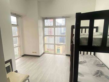 3BR One Lafayette Square, 132 L.P. Leviste St., Makati City