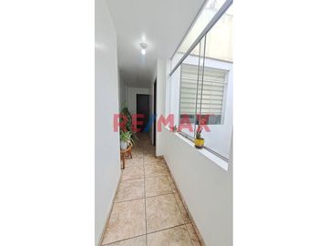 Se Vende Hermoso Dúplex Mas Aires En San Juan De Miraflores Cerca Al Mall Y Metro Atocongo.
