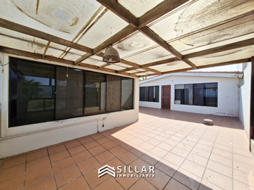 VENTA CASA, URB ALBATROS, MOLLENDO