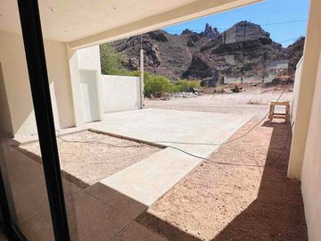CASA EN VENTA EN SAN CARLOS, SECTOR BAHIA