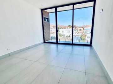 CASA EN VENTA EN SAN CARLOS, SECTOR BAHIA
