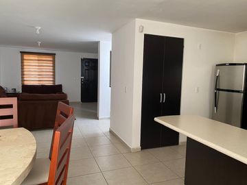 CASA EN VENTA EN FRACCIONAMIENTO ANTURIOS EN LEON, GTO