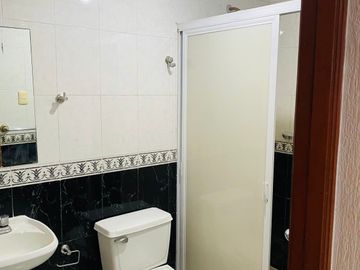 VENDO DEPARTAMENTO CERCA DE LA UVM