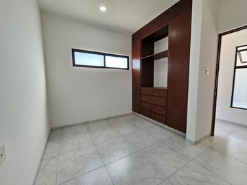 VENDO CASA EN BOCA DEL RIO, CERCA DE PLAYA EL DORADO