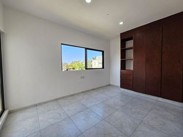 VENDO CASA EN BOCA DEL RIO, CERCA DE PLAYA EL DORADO