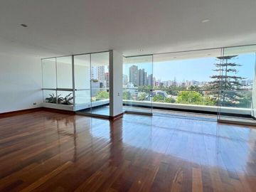 Penthouse de Lujo en Venta en San Isidro