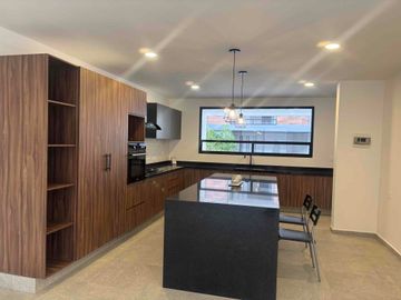 Casa en venta en Parque Nayarit