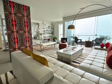 Penthouse en venta en Malecon de Miraflores con Piscina Terraza