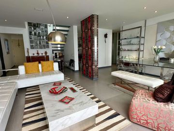 Penthouse en venta en Malecon de Miraflores con Piscina Terraza