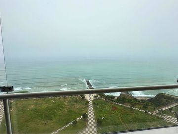 Penthouse en venta en Malecon de Miraflores con Piscina Terraza
