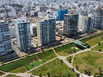 Penthouse en venta en Malecon de Miraflores con Piscina Terraza