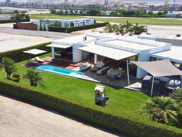 Casa de Playa en venta en Club Golf de Asia