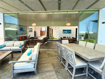 Casa de Playa en venta en Club Golf de Asia