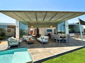 Casa de Playa en venta en Club Golf de Asia