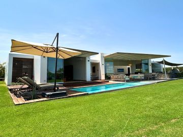 Casa de Playa en venta en Club Golf de Asia