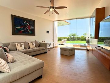 Casa de Playa en venta en Club Golf de Asia