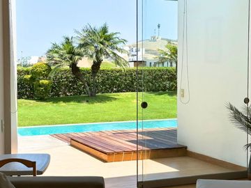 Casa de Playa en venta en Club Golf de Asia