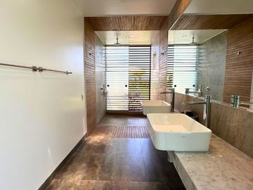 Casa de Playa en venta en Club Golf de Asia
