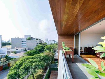 Exclusivo departamento de Lujo en Venta en Jacinto Lara San Isidro