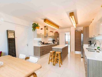 Exclusivo departamento de Lujo en Venta en Jacinto Lara San Isidro