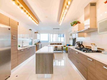 Exclusivo departamento de Lujo en Venta en Jacinto Lara San Isidro