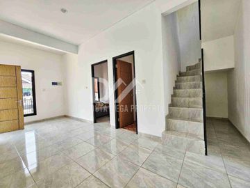 Dijual Cepat Rumah Cantik Siap Huni Lokasi Strategis dekat kemana-mana di Serpong BSD