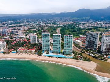 Penthouse de lujo en venta en Peninsula, Puerto Vallarta.