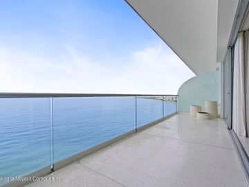 Penthouse de lujo en venta en Peninsula, Puerto Vallarta.