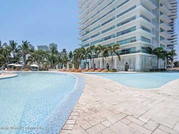 Penthouse de lujo en venta en Peninsula, Puerto Vallarta.