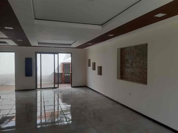 casa en venta de 4 habitaciones en Molinopamba Ricaurte