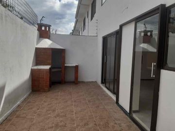 casa en venta de 4 habitaciones en Molinopamba Ricaurte