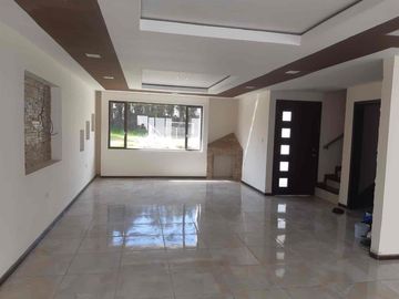 casa en venta de 4 habitaciones en Molinopamba Ricaurte