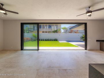 Casa en venta en Los Tigres, Nuevo Nayarit.