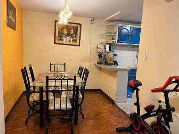 De Venta casa en Quito, sector Universidad Central