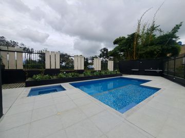Apartamento con Hermosa Vista