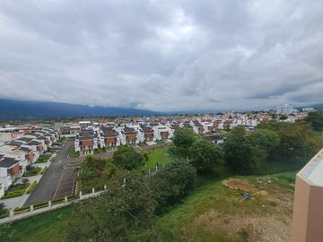 Apartamento con Hermosa Vista