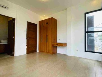 Brandnew Corner House and Lot