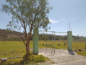 Terreno ideal para casa de campo – Equipado, amplio y con servicios listos
