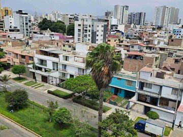 Vendo lindo departamento bien iluminado