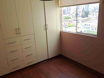 Vendo lindo departamento bien iluminado