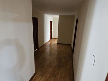 Alquiler de amplio departamento de 170 M2 en Chacarilla del Estanque – Surco