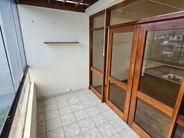 Alquiler de amplio departamento de 170 M2 en Chacarilla del Estanque – Surco